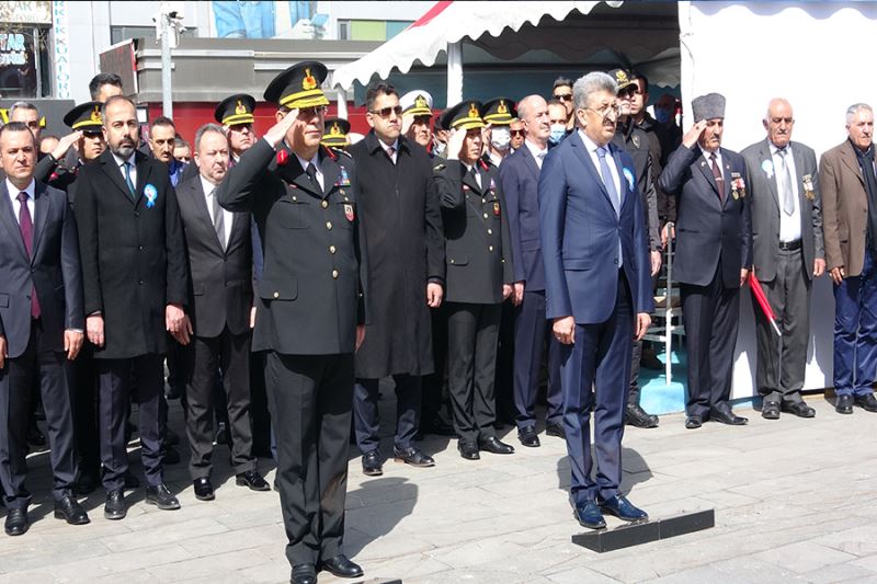 Van’da ‘Kurtuluş Günü’ coşkusu