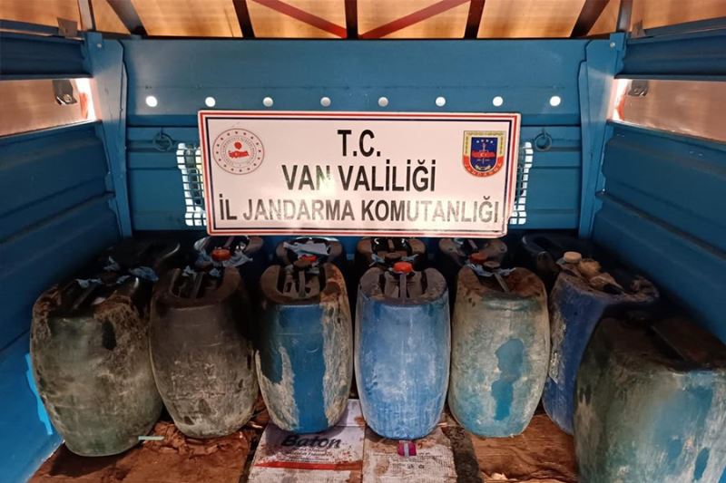 Çaldıran’da 520 litre kaçak akaryakıt ele geçirildi