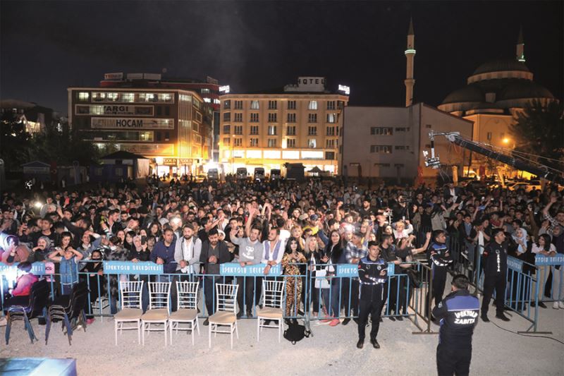 İpekyolu’nda “İpekfest” Coşkusu Başladı