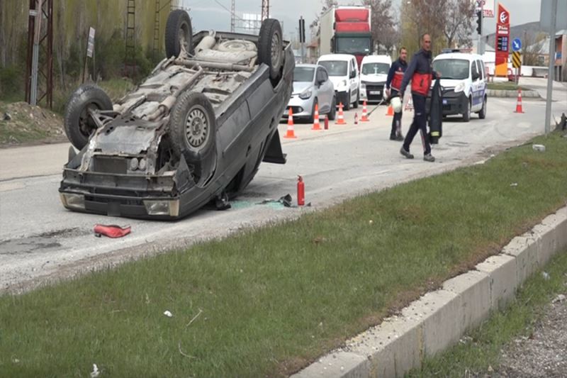 Otomobil takla attı 1 yaralı