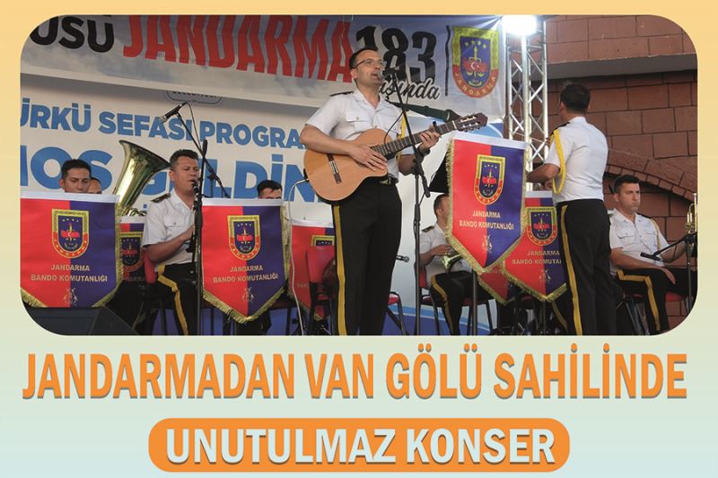 Jandarmadan Van Gölü sahilinde unutulmaz konser