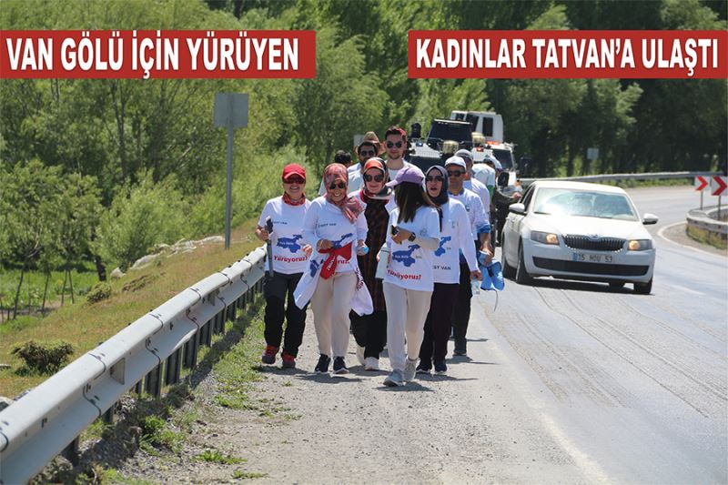 Van Gölü için yürüyen kadınlar Ahlat-Adilcevaz etabını tamamladı